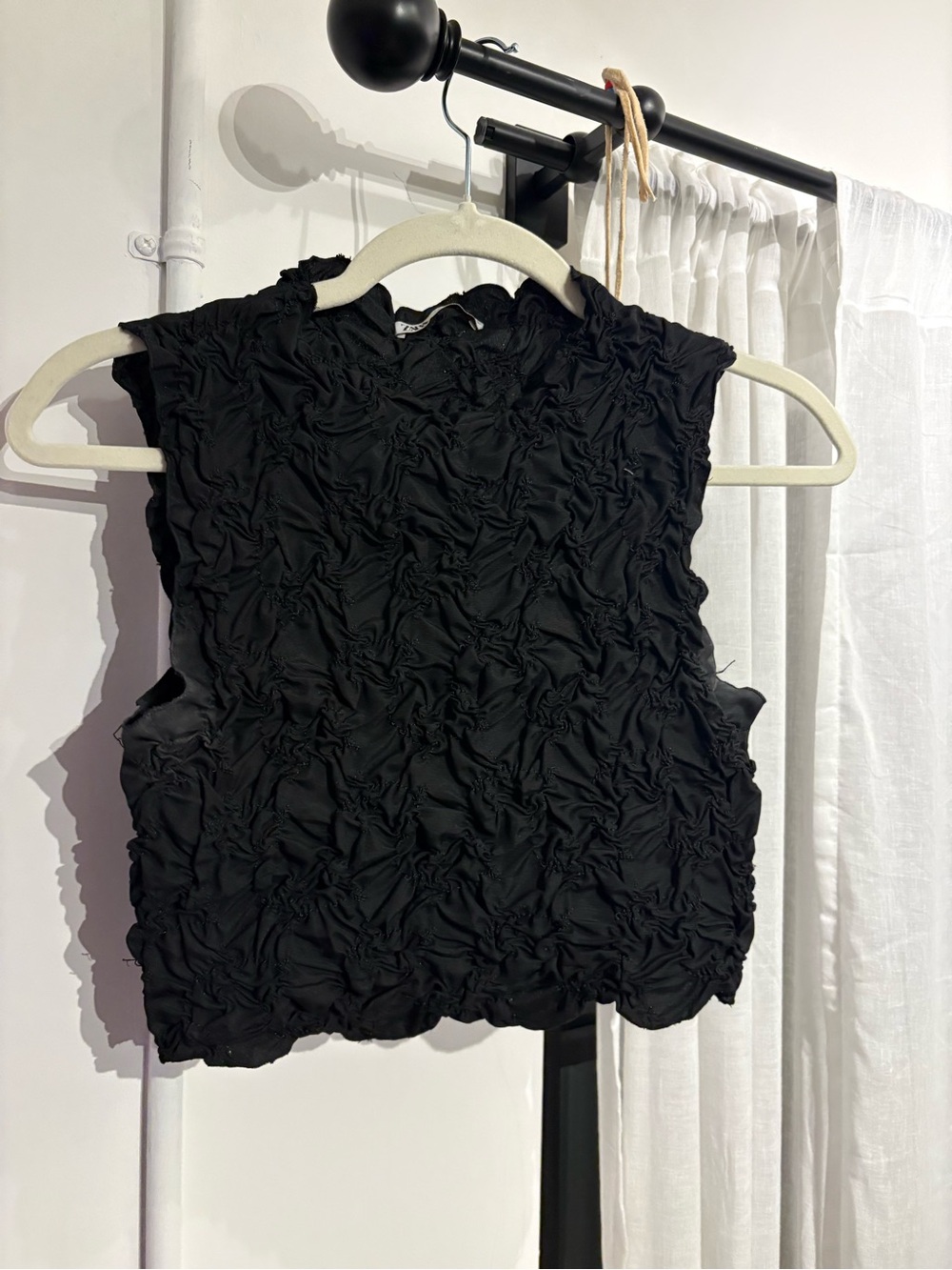 Zara Black Ruched Sleeveless Crop Tank